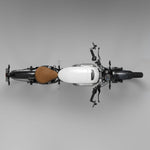 #tank_réservoir_blanc_seat_selle_camel_mudguards_garde-boues_en_fibre_de_carbone_et_inserts_noirs