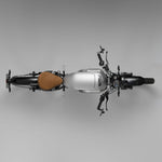 #tank_réservoir_argent_seat_selle_camel_mudguards_garde-boues_noirs_et_inserts_noirs